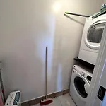 Spectacular Ocean Views In Tranquil And Private Location 度假居 *