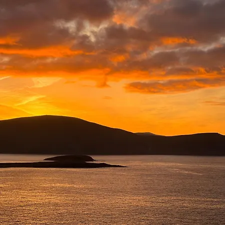 Spectacular Ocean Views In Tranquil And Private Location Holiday home