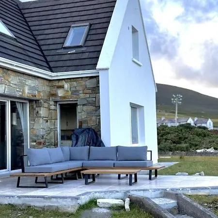 Spectacular Ocean Views In Tranquil And Private Location Holiday home *