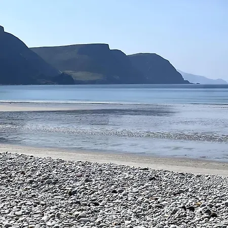 Spectacular Ocean Views In Tranquil And Private Location