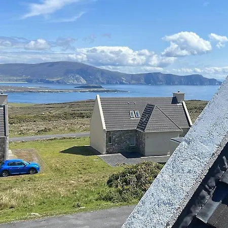 Spectacular Ocean Views In Tranquil And Private Location Dooagh