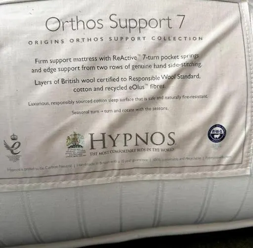 Spectacular Ocean Views In Tranquil And Private Location 度假居 *